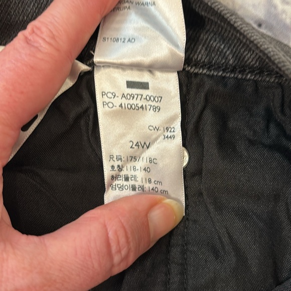 Levi’s Wedgie Straight High Rise Black Denim Cropped Jeans Plus Size 24W NWT - Picture 14 of 14